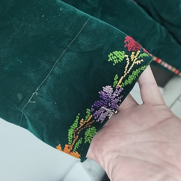 Antique Bedouin embroidered green velvet dress XXL - Picture 7 of 9